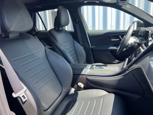 Used 2026 Mercedes-Benz GLC 300 4MATIC image 21