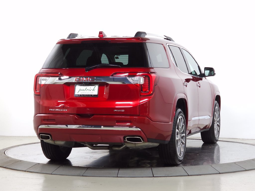 Used 2023 GMC Acadia Denali w/ Denali Ultimate Package AWD/4WD image 9
