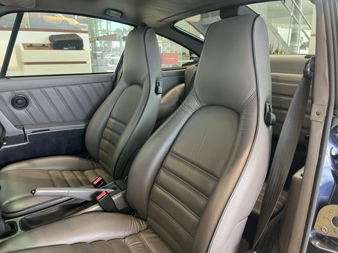 Used 1992 Porsche 911 Carrera image 5