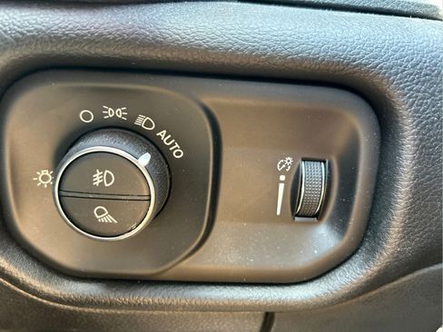Certified 2023 RAM 1500 Big Horn AWD/4WD image 25
