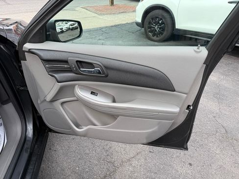 Used 2015 Chevrolet Malibu LS image 29