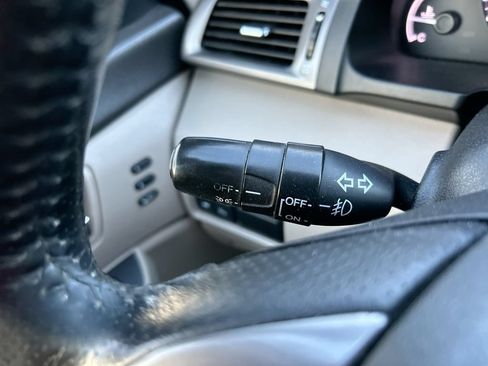 Used 2014 Honda Odyssey Touring Elite image 22