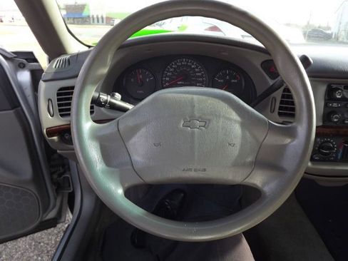 Used 2004 Chevrolet Impala FWD image 13