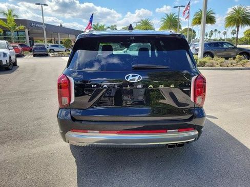 Certified 2024 Hyundai Palisade Calligraphy image 6