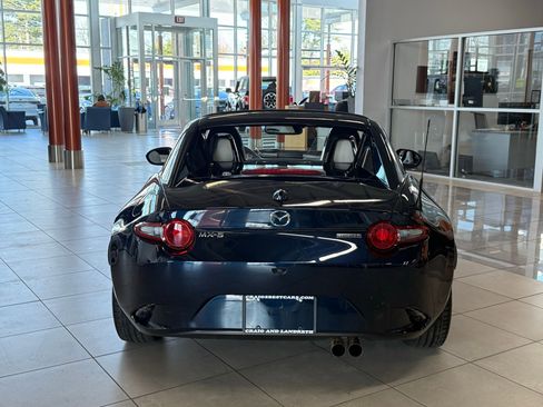 Used 2021 MAZDA MX-5 Miata RF Grand Touring image 11