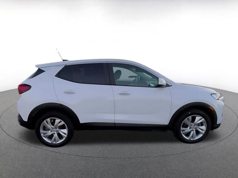 Used 2025 Buick Encore GX Preferred image 16