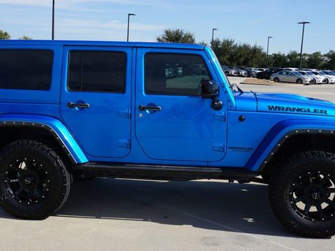 Used 2015 Jeep Wrangler Altitude image 4
