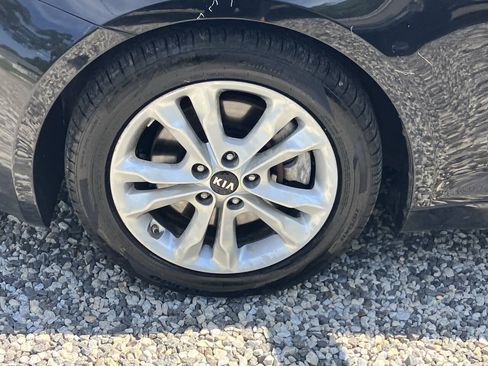 Used 2011 Kia Optima EX w/ Premium Pkg FWD image 13