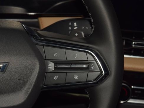 New 2026 Chevrolet Equinox ACTIV AWD/4WD image 39
