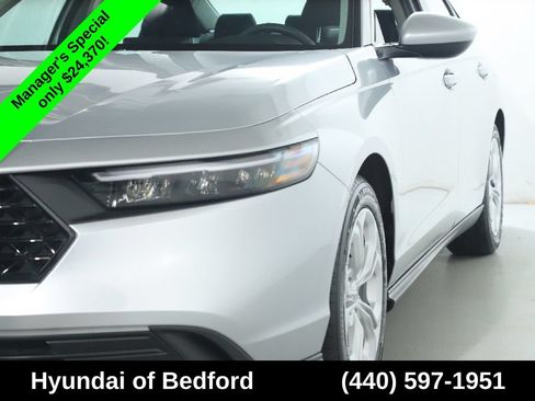Used 2025 Honda Accord LX image 4