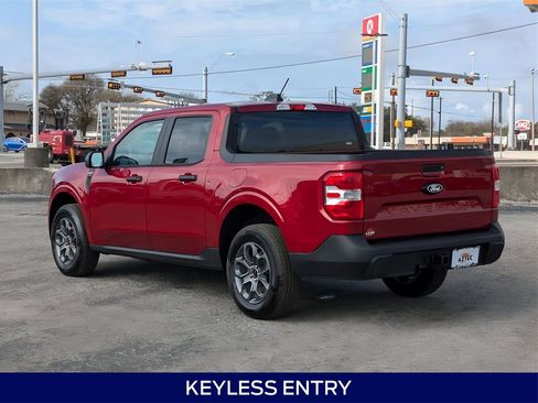 New 2025 Ford Maverick XLT image 8