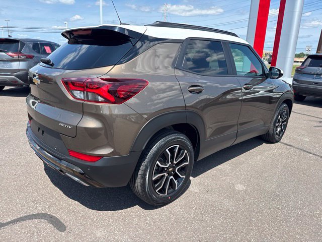 Used 2022 Chevrolet TrailBlazer ACTIV w/ Sun and Liftgate Package FWD image 5