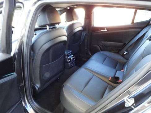 Used 2023 Kia Stinger GT-Line image 40