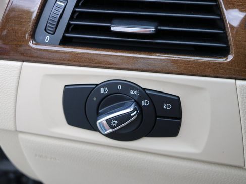 Used 2013 BMW 328i Convertible RWD image 19