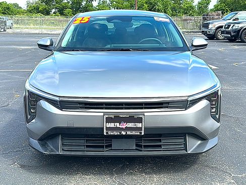 Used 2025 Kia K4 FWD image 11
