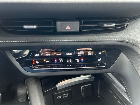 Certified 2022 Buick Envision Preferred image 32