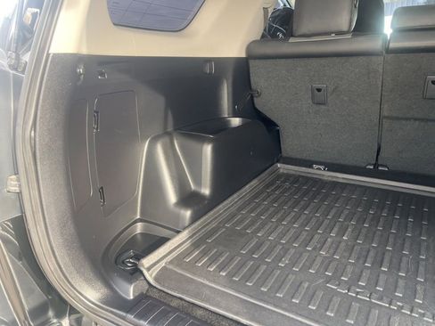 Used 2022 Toyota 4Runner SR5 Premium image 32