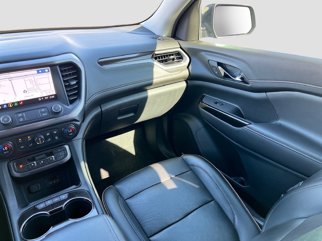 Used 2022 GMC Acadia AT4 w/ Technology Package AWD/4WD image 25