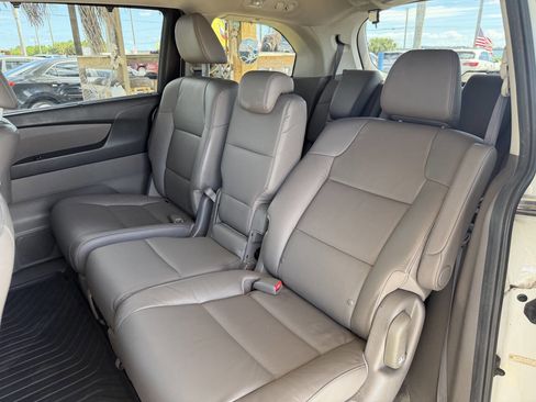 Used 2012 Honda Odyssey Touring image 14