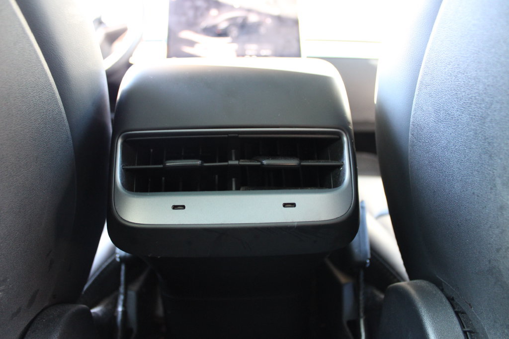 Used 2023 Tesla Model 3 Standard Range RWD image 29