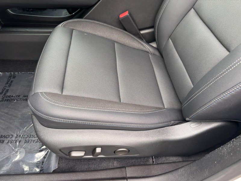 Used 2024 Chevrolet Equinox EV LT FWD image 14