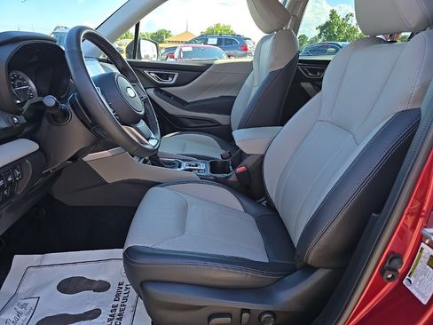 Used 2023 Subaru Forester Limited image 8