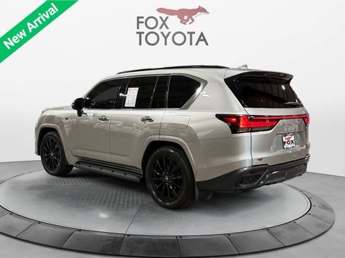 Used 2023 Lexus LX 600 F Sport w/ Accessory Package (Z1) AWD/4WD image 4