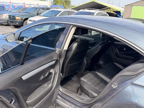 Used 2013 Volkswagen CC Sport FWD image 9