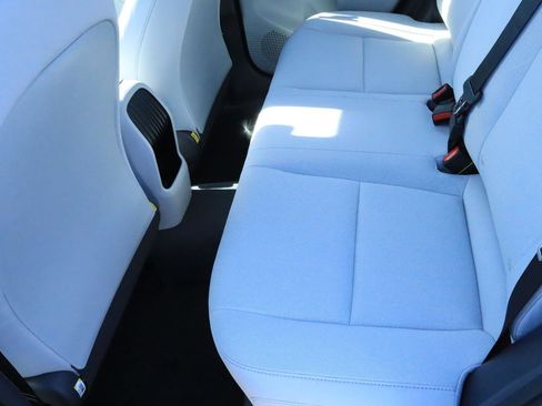 New 2026 Hyundai Kona SE image 17