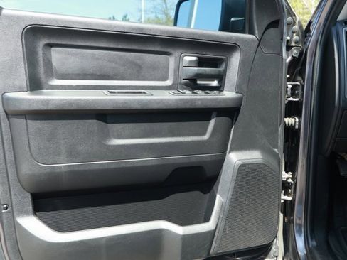 Used 2017 RAM 1500 Express image 20