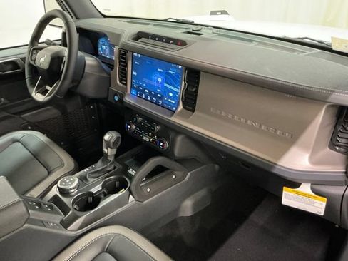 New 2026 Ford Bronco Outer Banks w/ Sasquatch Package AWD/4WD image 19