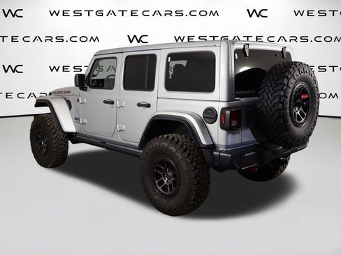 Used 2022 Jeep Wrangler Unlimited Rubicon w/ Xtreme Recon 35" Tire Package AWD/4WD image 46