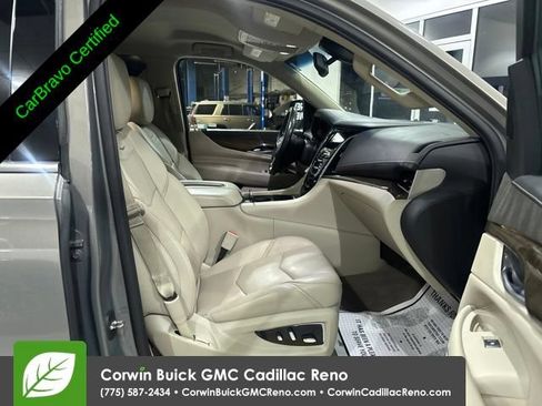 Used 2018 Cadillac Escalade 4WD w/ LPO, Radiant Package image 38