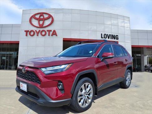 Certified 2022 Toyota RAV4 XLE Premium image 1