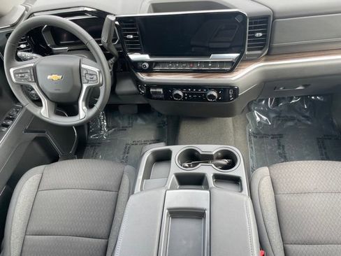 New 2026 Chevrolet Silverado 1500 LT image 7