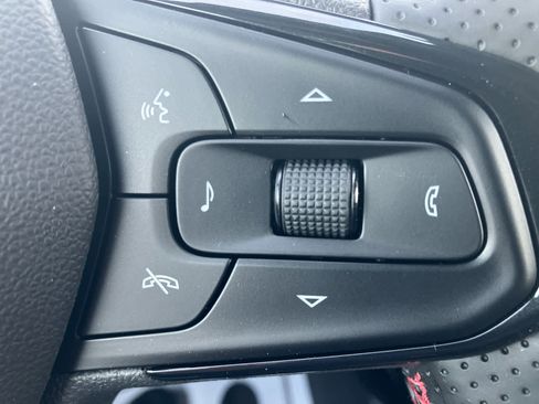 New 2026 Chevrolet Trax RS w/ Driver Confidence Package image 18