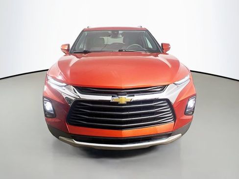 Used 2022 Chevrolet Blazer LT FWD image 2
