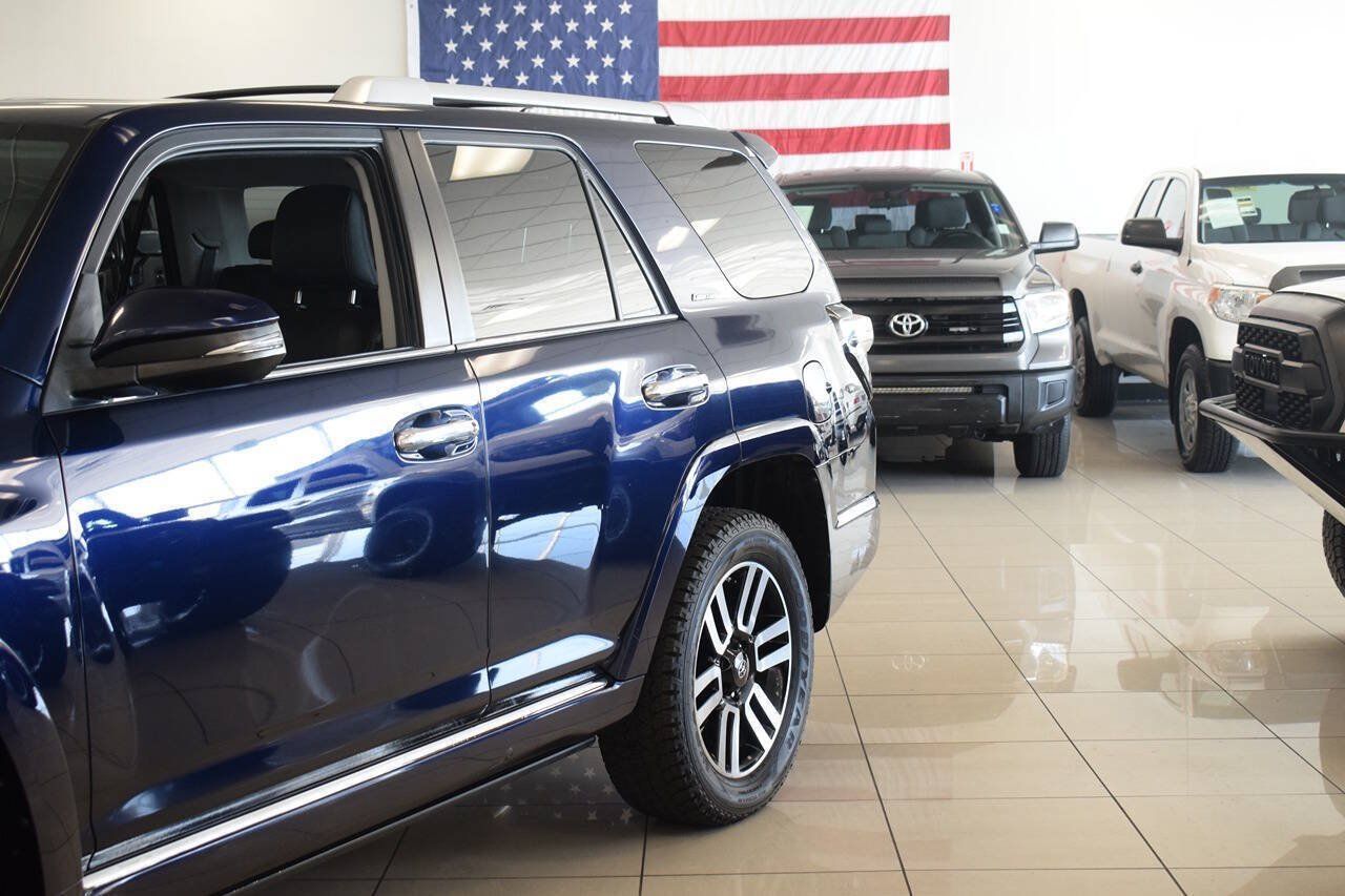 Used 2019 Toyota 4Runner Limited AWD/4WD image 10