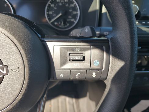 Certified 2023 Nissan Rogue SV image 19