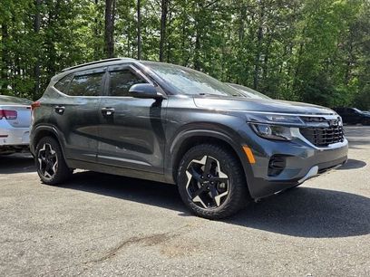 Used 2024 Kia Seltos EX