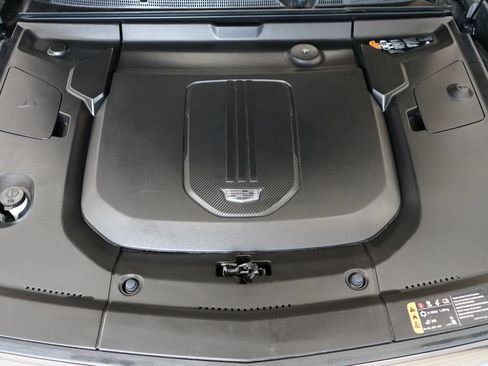 Used 2024 Cadillac Lyriq Sport w/ LPO, Floor Liner Package AWD/4WD image 59