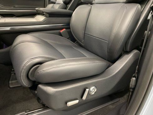 New 2025 Lincoln Navigator Reserve image 44