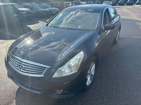 Used 2013 INFINITI G37 x Sedan w/ Premium Pkg AWD/4WD image 13