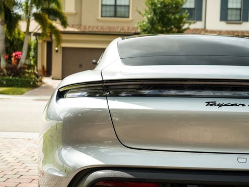 Used 2024 Porsche Taycan GTS image 73