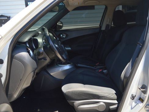 Used 2014 Nissan Juke SV AWD/4WD image 10