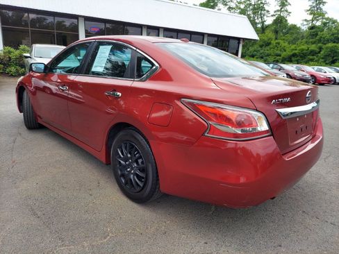 Used 2015 Nissan Altima 2.5 S w/ Power Driver Seat Package FWD image 6