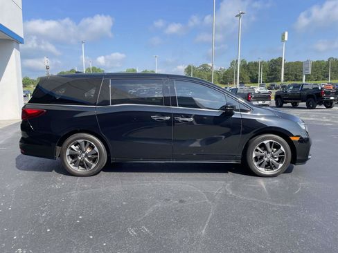 Used 2024 Honda Odyssey Elite image 2