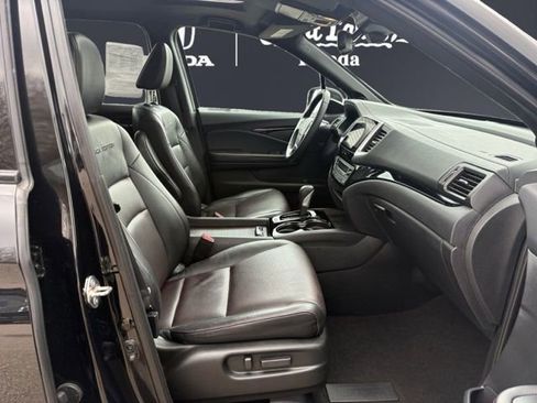 Used 2019 Honda Ridgeline Black Edition image 15