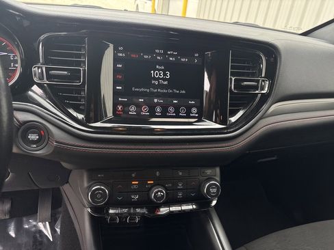 Used 2024 Dodge Durango GT image 16