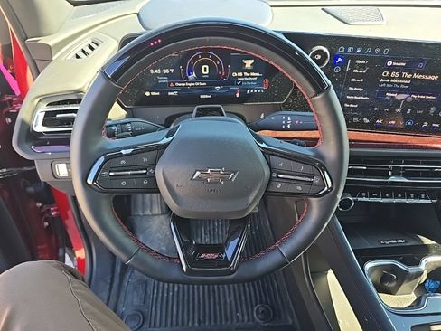 Used 2026 Chevrolet Traverse RS w/ LPO, Floor Liner Package AWD/4WD image 19